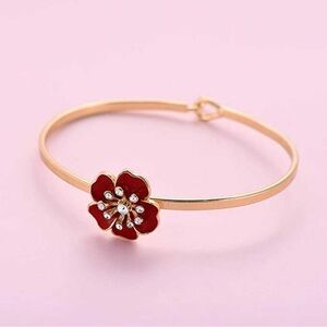 Poppy Flower Bangle Bracelet - Rose Gold.
Brand is BEICHUANG